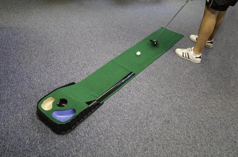 Longridge Putt N Hazzard Tapis de putting 35x200cm