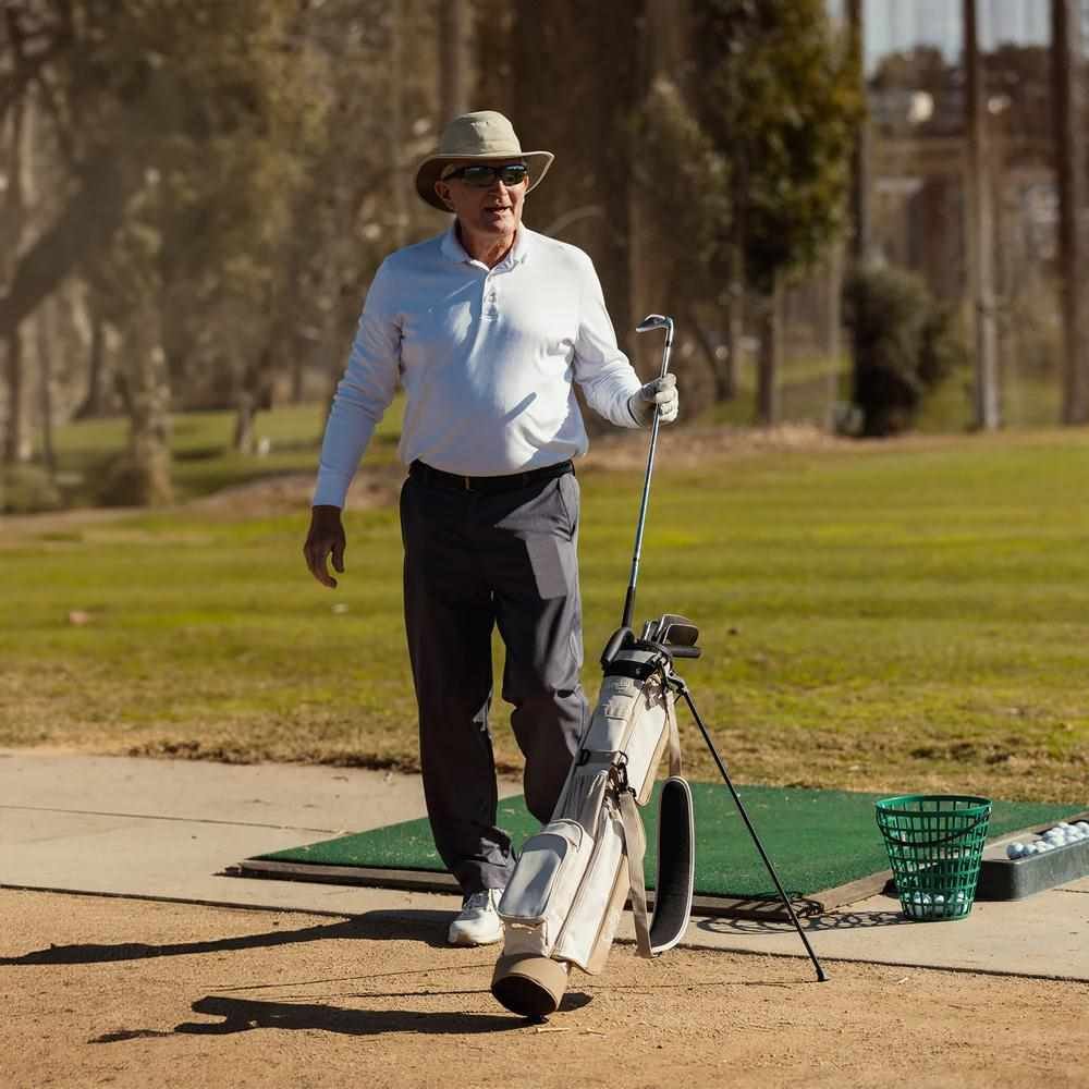 Sunday Golf Loma sac pencil, toasted almond