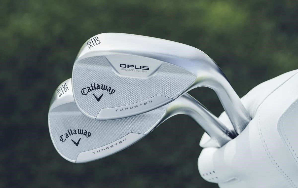 Callaway Opus Platinum Chrome wedge, graphite