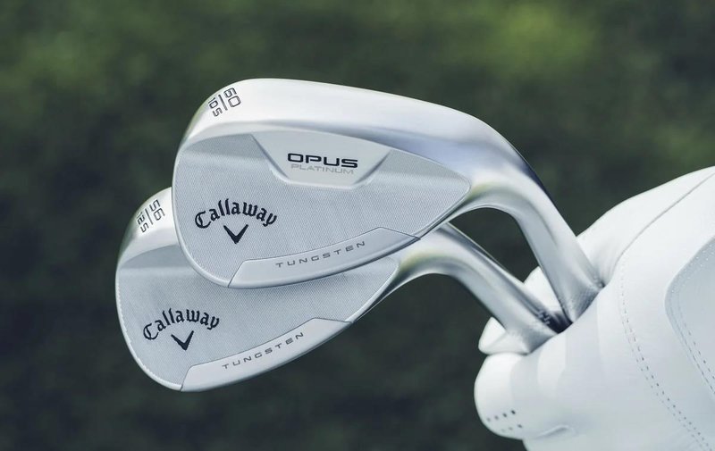 Callaway Opus Platinum Chrome wedge, graphite