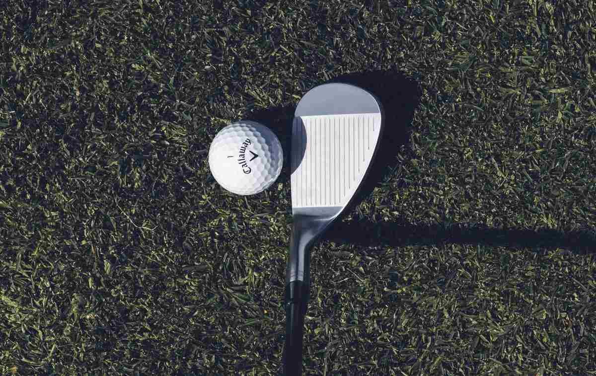 Callaway Opus Platinum Chrome wedge, graphite