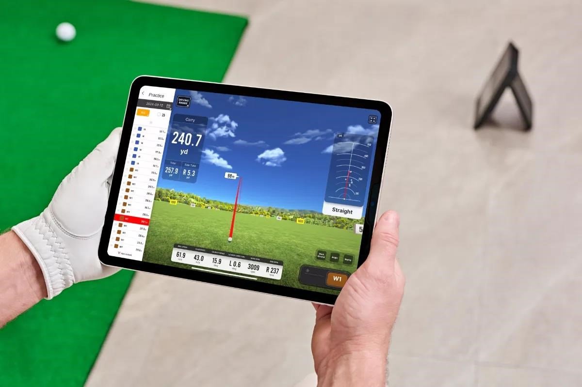 Voice Caddie SC4 Pro Launch Monitor & Simulateur de Golf