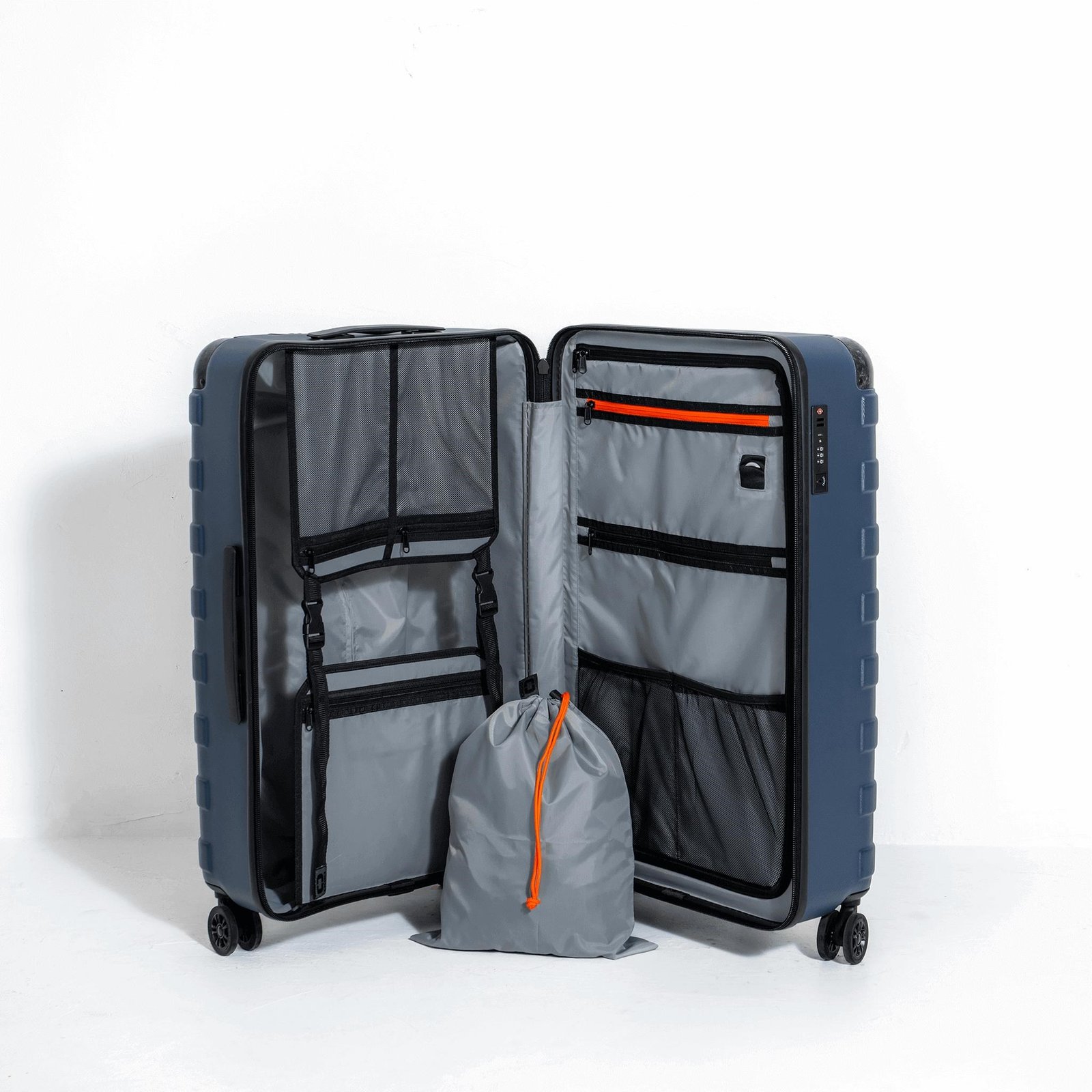 Ogio Renegade Vault Checked Luggage 95L sac de voyage, dress blue