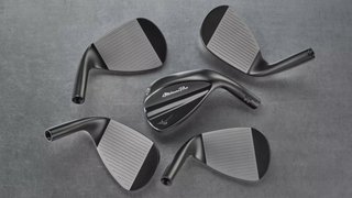 Mizuno Pro T-1 Black Ion wedge, acier