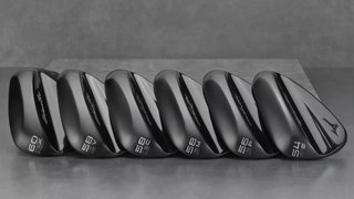 Mizuno Pro T-1 Black Ion wedge, acier
