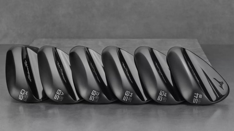 Mizuno Pro T-1 Black Ion wedge, acier