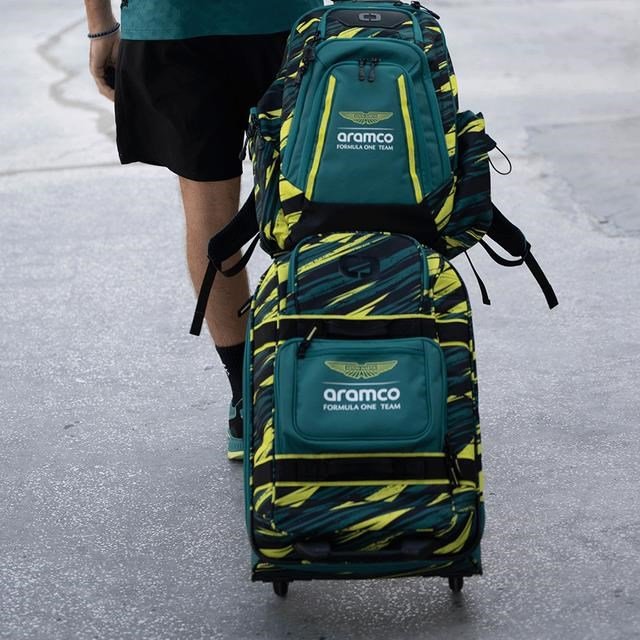 Ogio Ogio Alpha Layover Aston Martin F1 Team 40-44L sac de golf, vert