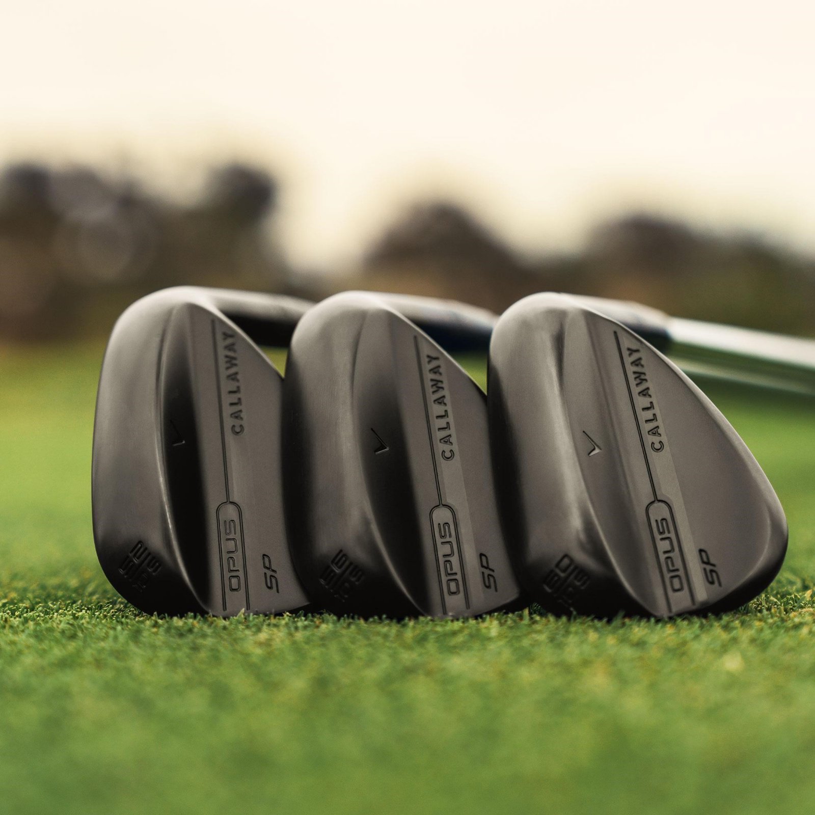 Callaway Opus SP Black Shadow wedge, acier