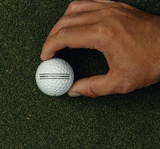 Titleist Pro V1x Left Dash AIM Enhanced balles de golf 2026