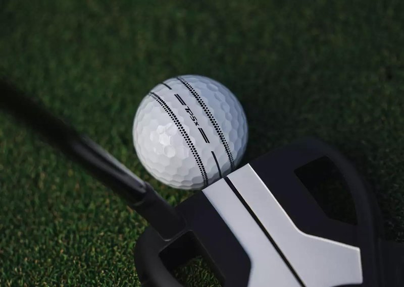 TaylorMade TP5x Stripe balles de golf