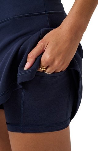 Travis Mathew Skyloft Soft jupe-short femme, navy blazer