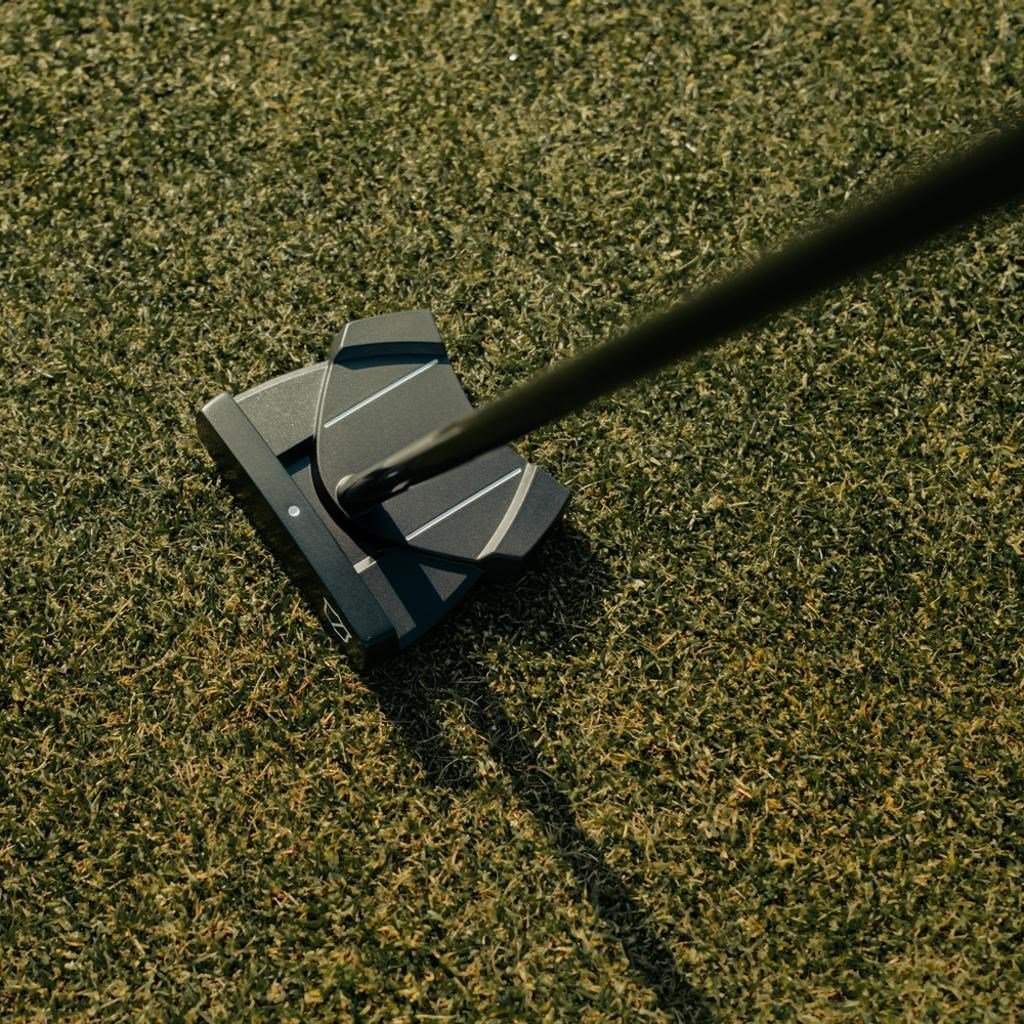 Wilson Infinite Zero Torque (ZT) Lakeview putter