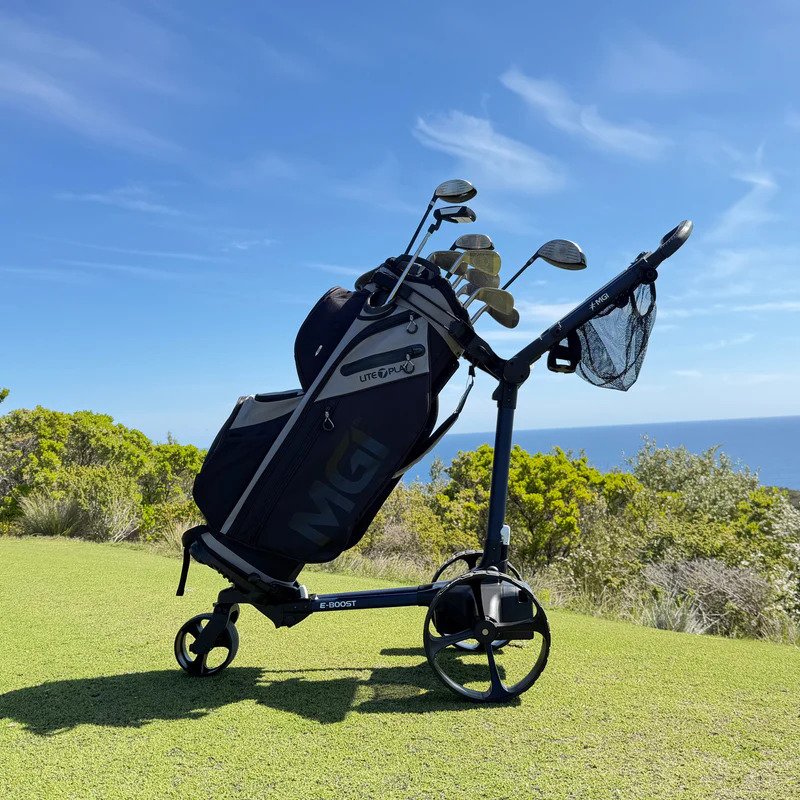 MGI E-Boost hybrid golf trolley 2026 chariot électrique, bleu mat