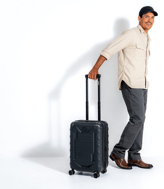 Ogio Renegade Vault Carry-On 35-40L travel bag, graphite