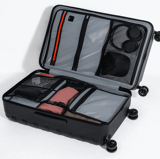 Ogio Renegade Vault Checked Luggage 95L valise de voyage, blanche