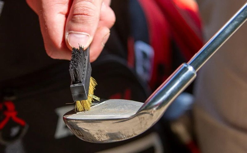 Longridge 2 Way Brush and Keyring