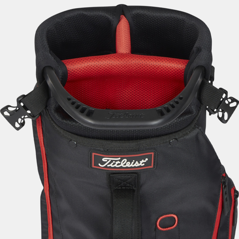 Séparateur supérieur à 3 compartiments sur le sac Titleist Premium Carry