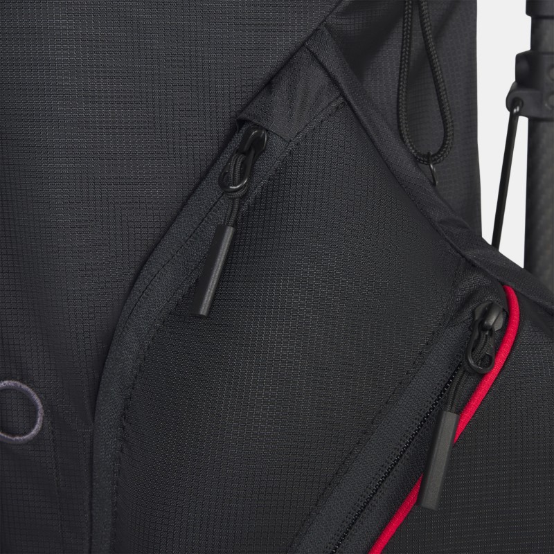 Fermetures éclair de haute qualité sur le sac de golf Titleist Players 4 Carbon