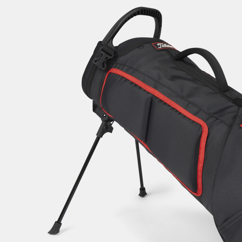Mini-pieds rétractables sur le sac Titleist Premium Carry