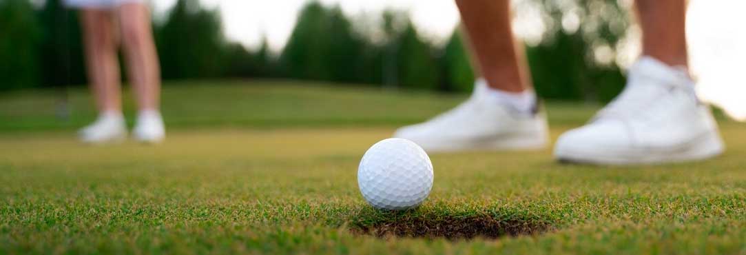 Putter maillet demi-lune U.S. Kids Golf UL7-57 w15 – détail de la face et de l'alignement