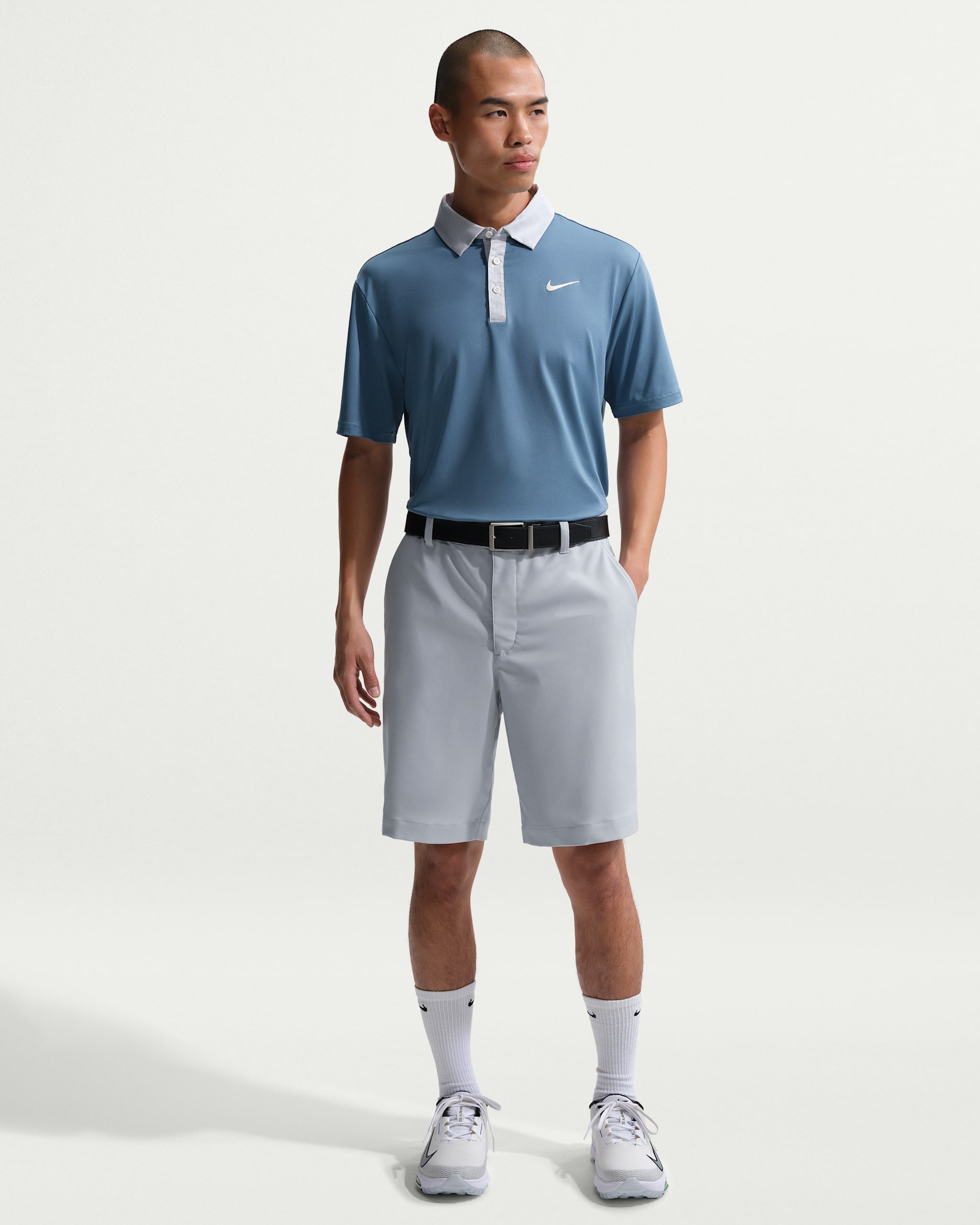 Nike Velocity Golf Shorts Wolf Grey – vue longueur genou