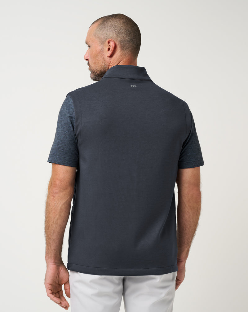 Gilet Travis Mathew Point Of Sail – détail du panneau avant matelassé en polyfill
