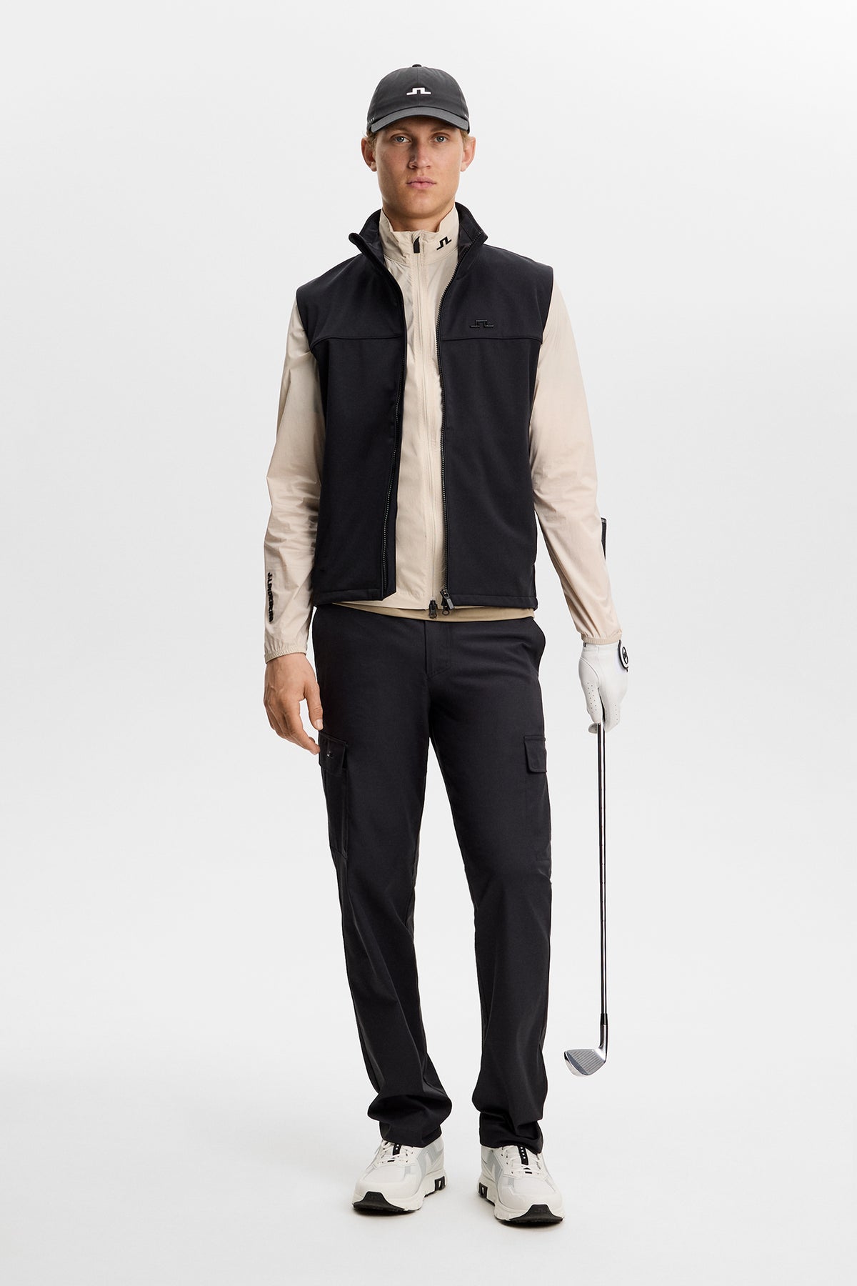 Veste packable J.Lindeberg Tour Tech Moonbeam – détail de la poche arrière packable